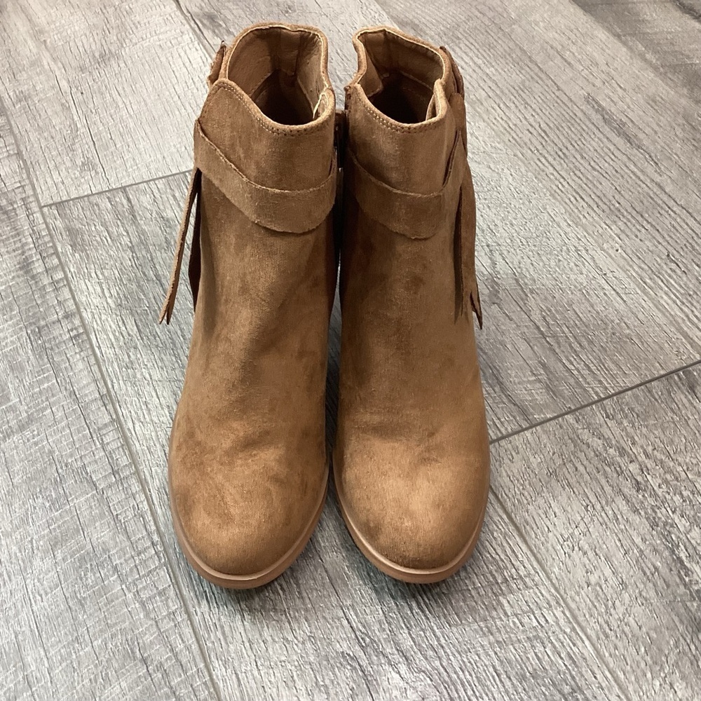 FR x FP Vegan Alameda  Ankle Boots Size 7M